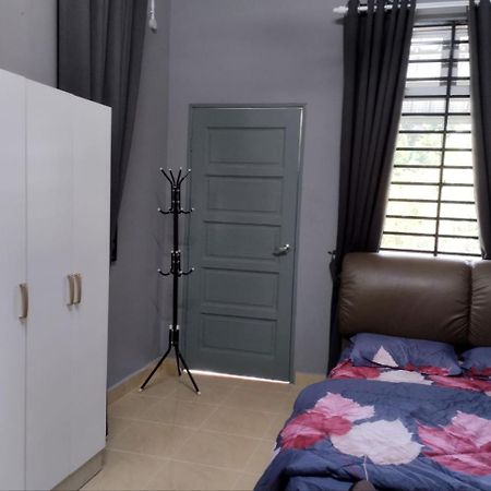Sh Homestay Kota Bharu Bagian luar foto